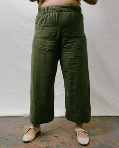 Mid Easy Pant in Olive Linen (RTS)