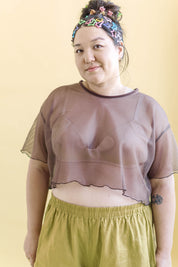 BROWN SUGAR MESH BOXY CROP TOP