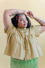 Button Mushroom Top in Endive Linen (RTS)