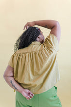 Button Mushroom Top in Endive Linen (RTS)