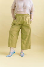 Mid Easy Pant in Chartreuse Linen (RTS)