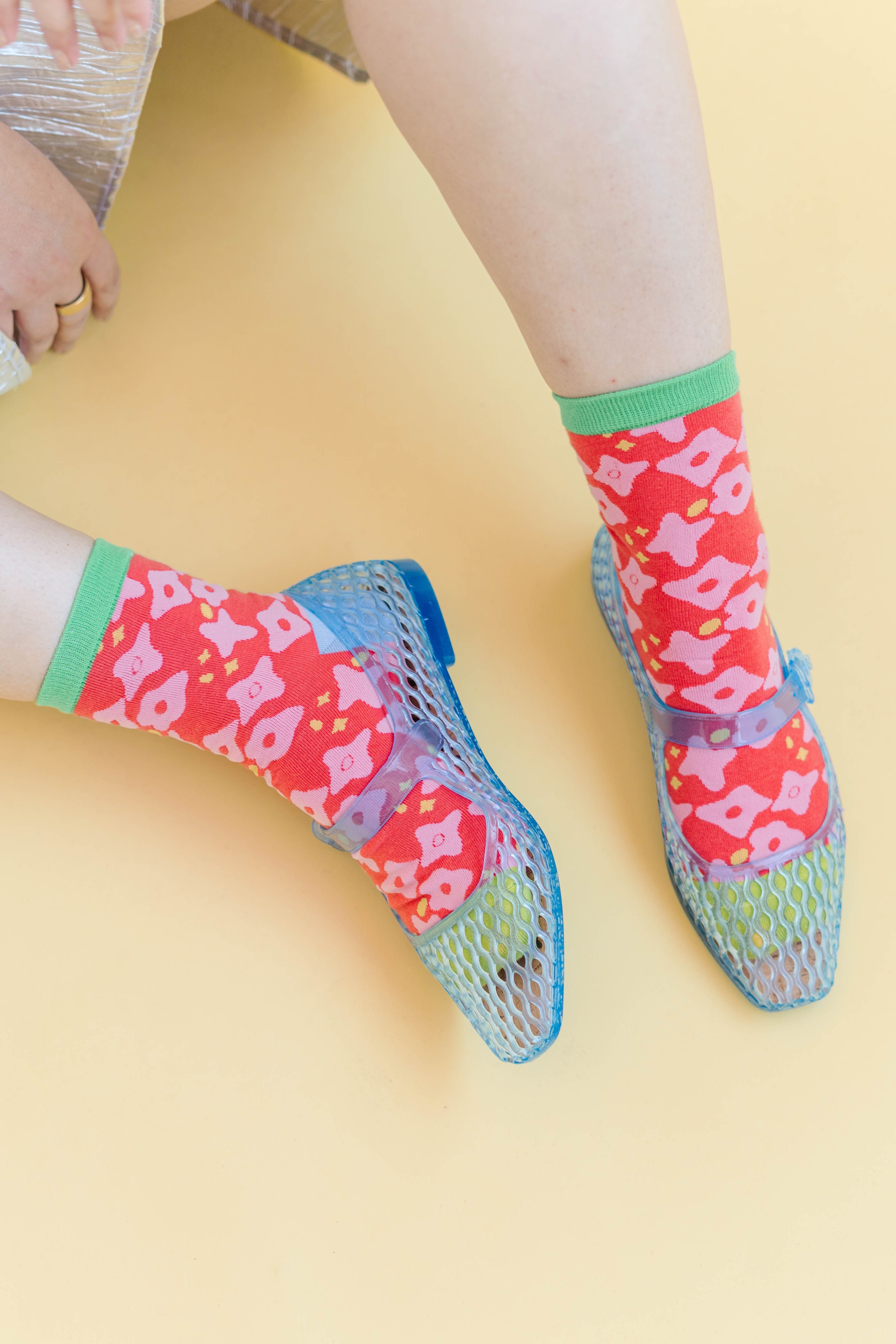 PETAL POP SOCKS