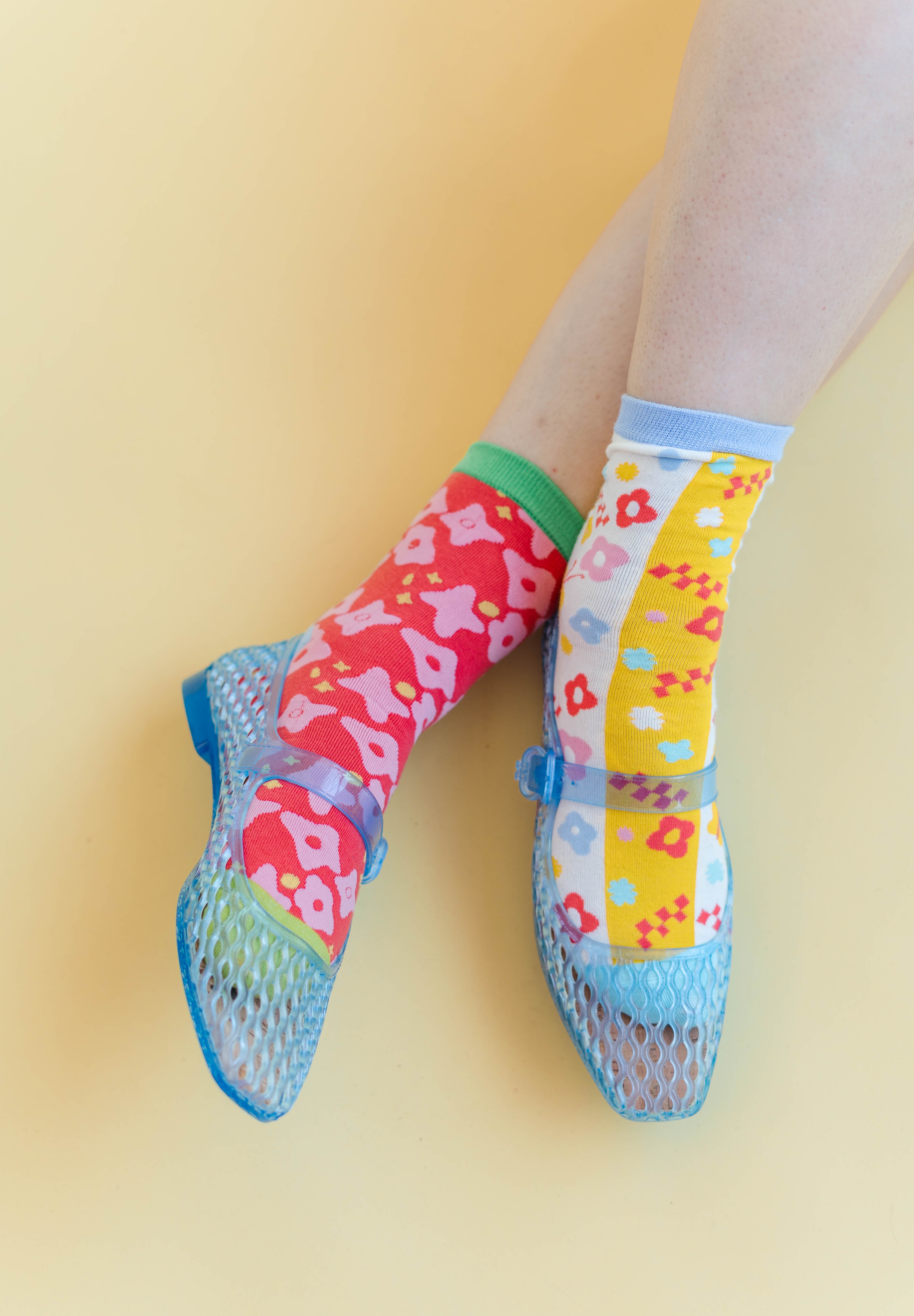 PETAL POP SOCKS