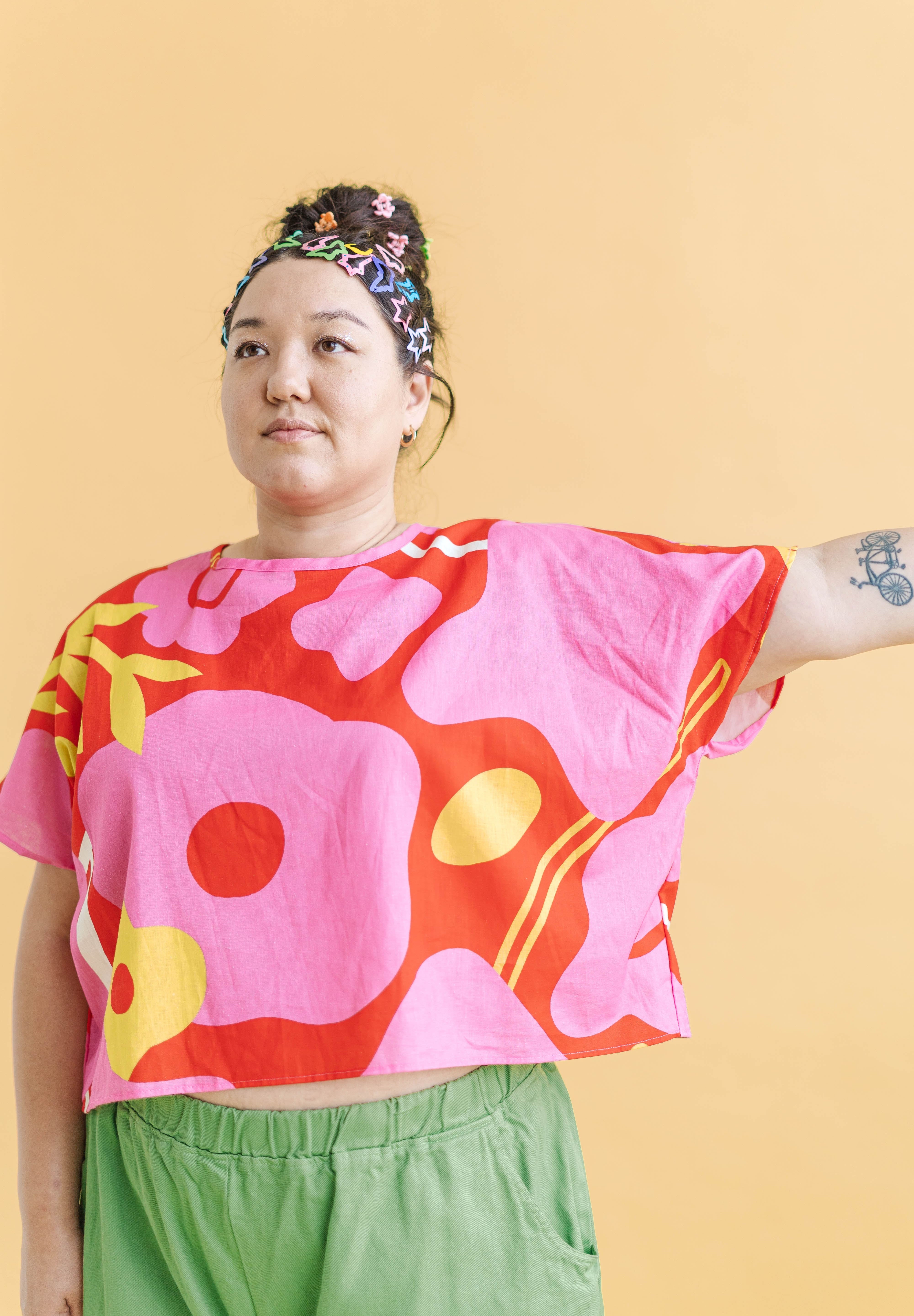 PETAL POP TEE