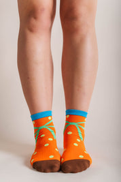 ORANGE BOW DOT SOCKS