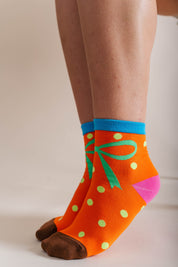 ORANGE BOW DOT SOCKS