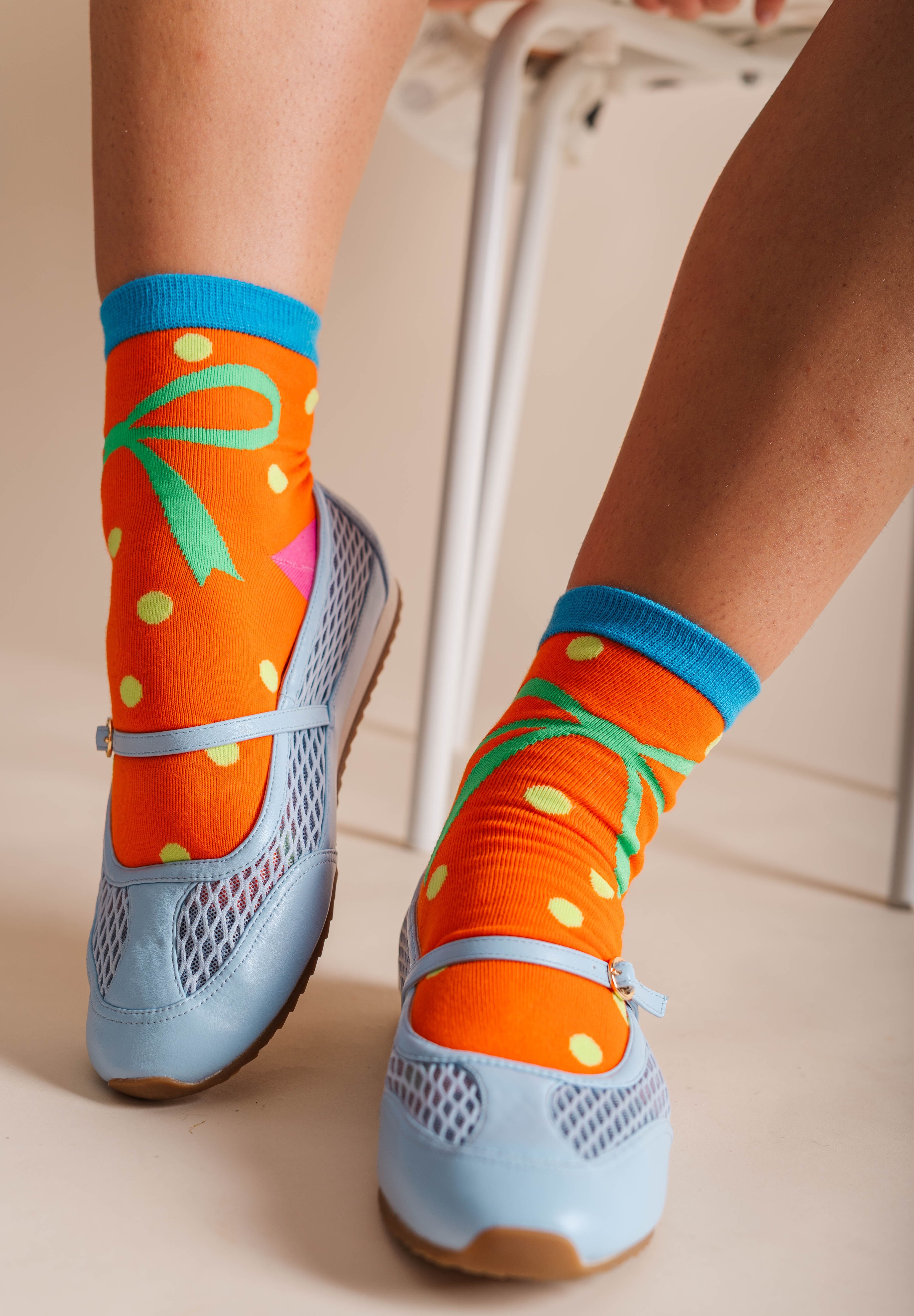 ORANGE BOW DOT SOCKS