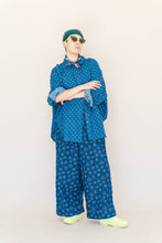 Dark Daisy Denim Mid Easy Pant