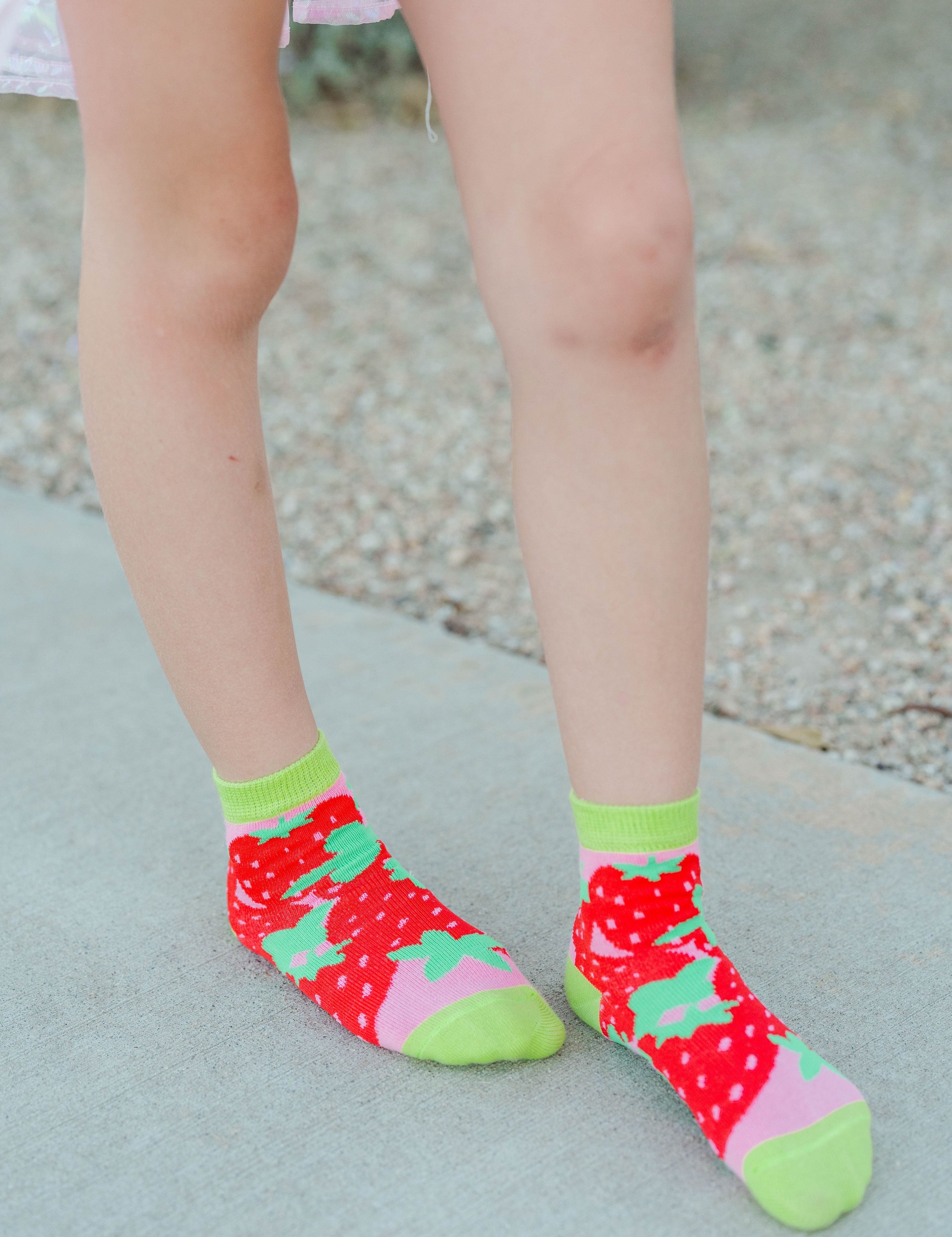 KIDS' CLASSIC STRAWBERRY JUMBLE SOCKS