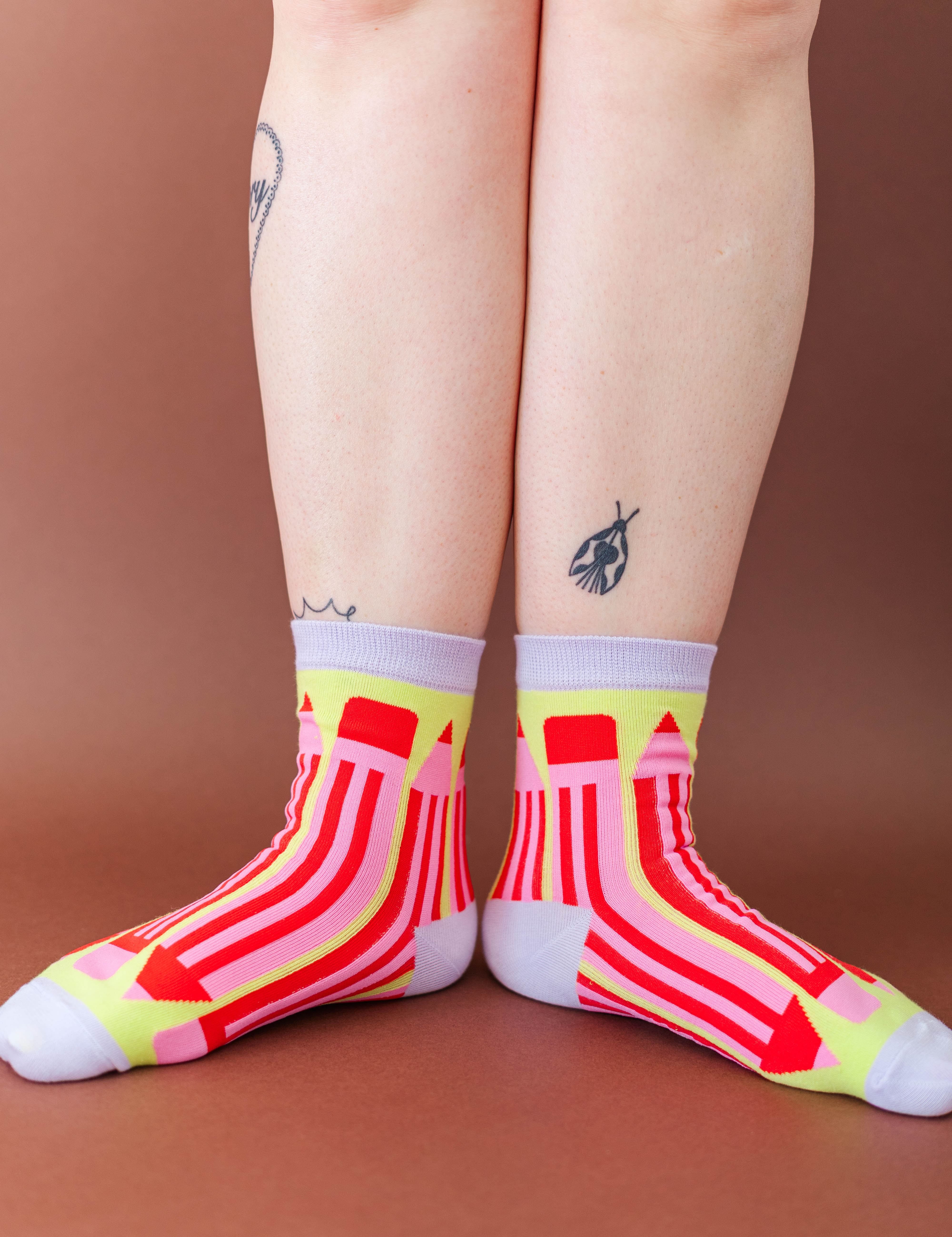 takingnotessocks-nettlestudios2.jpg