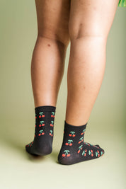 BLACK CHERRY SOCKS