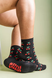 BLACK CHERRY SOCKS
