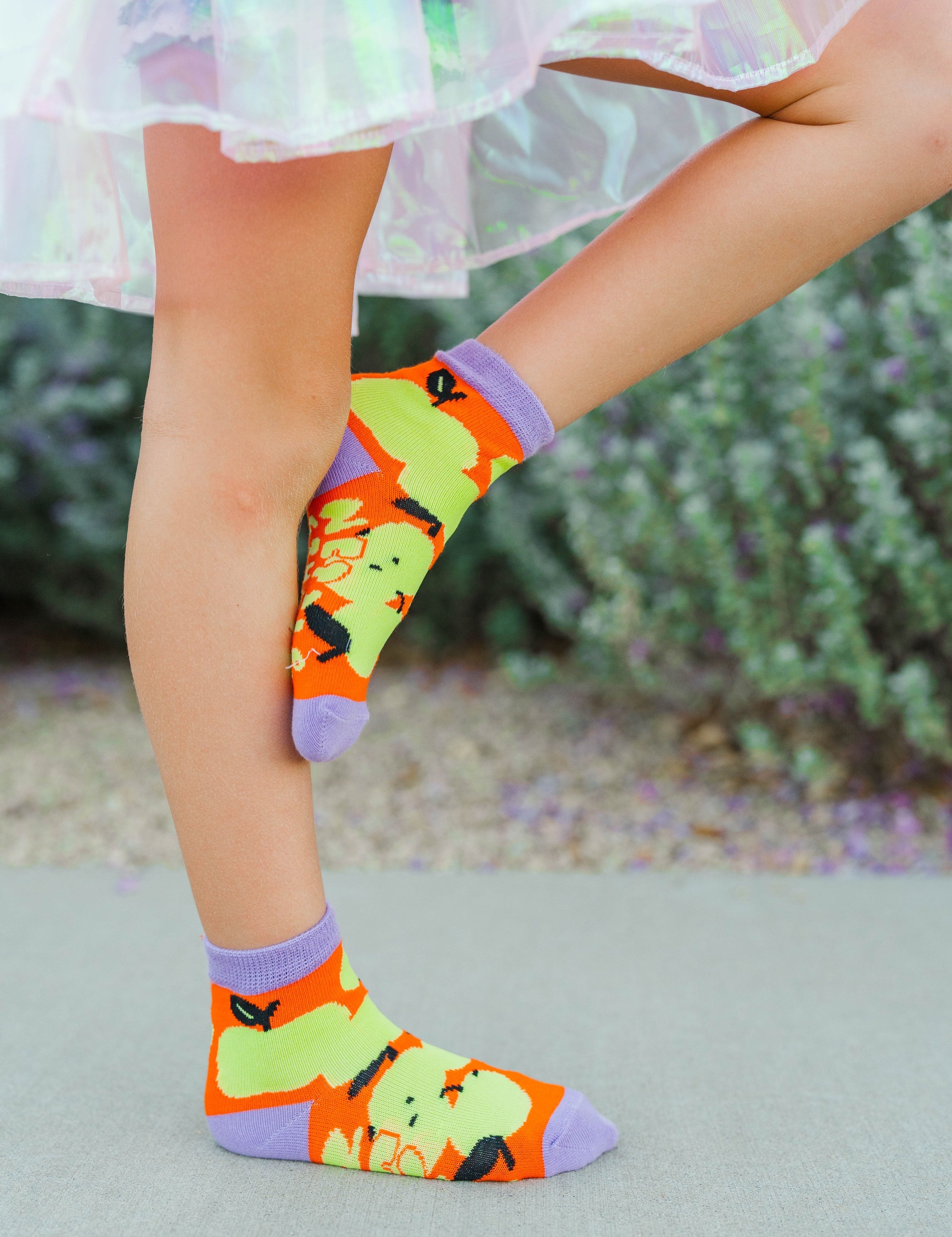 KIDS' WITCHY APPLE JUMBLE SOCKS
